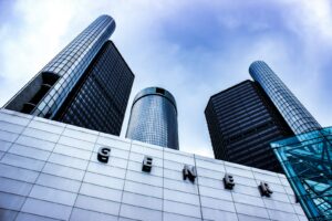 General Motors wall building during daytime